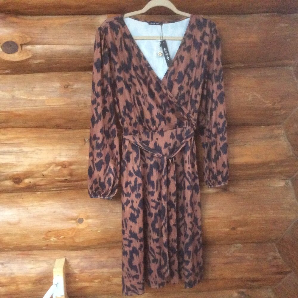 NWT Huskary Leopard Print Wrap Midi Dress Size Large Pockets Belted Goldtone Pin